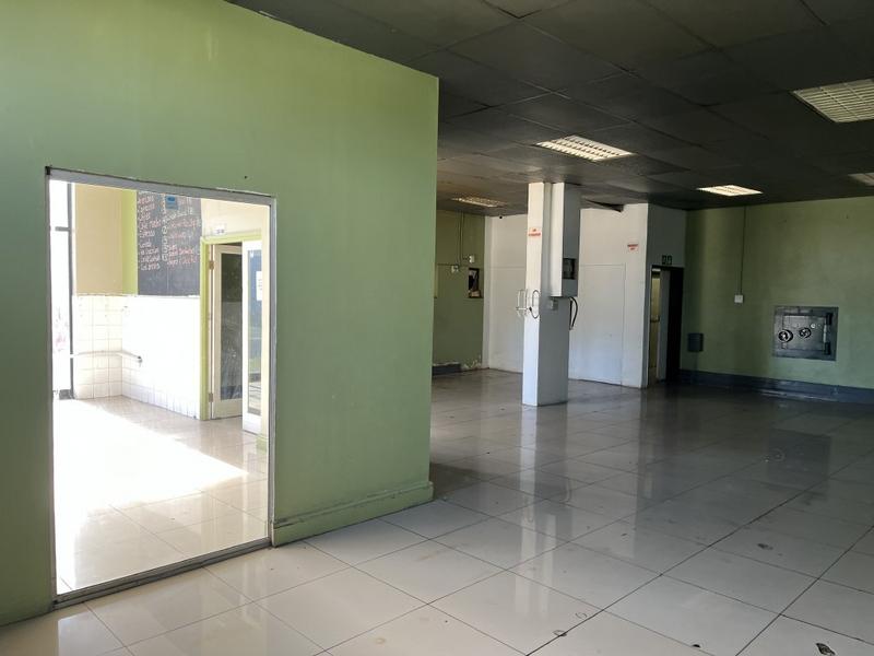 To Let Commercial Property for Rent in Paarden Eiland Western Cape